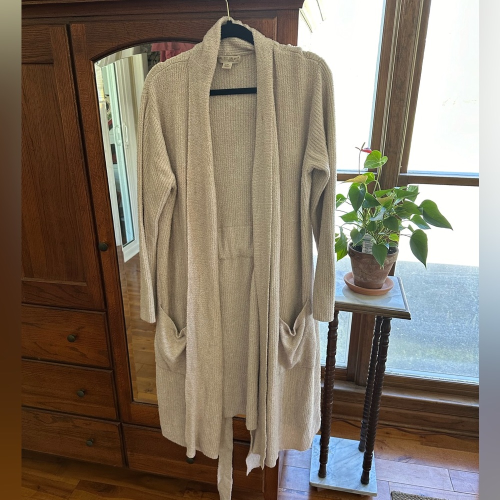 Barefoot Dreams robe. Size L/XL. Cream colored.